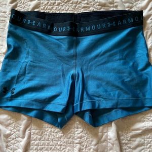 Under armour women’s compression athletic shorts